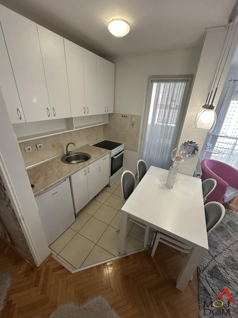 Slika 3 - Stan,NOVI SAD,NOVO NASELJE,kv: 36, € 114900, ID: 1032834