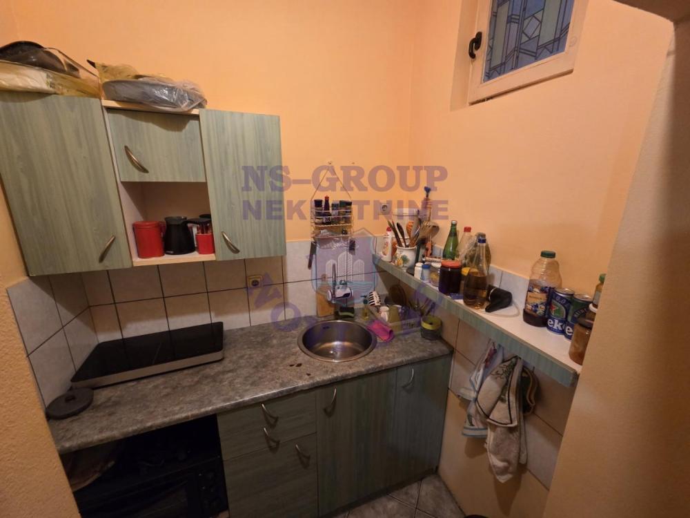 Slika 3 - Jednoiposoban, Novi Sad centar Novi Sad