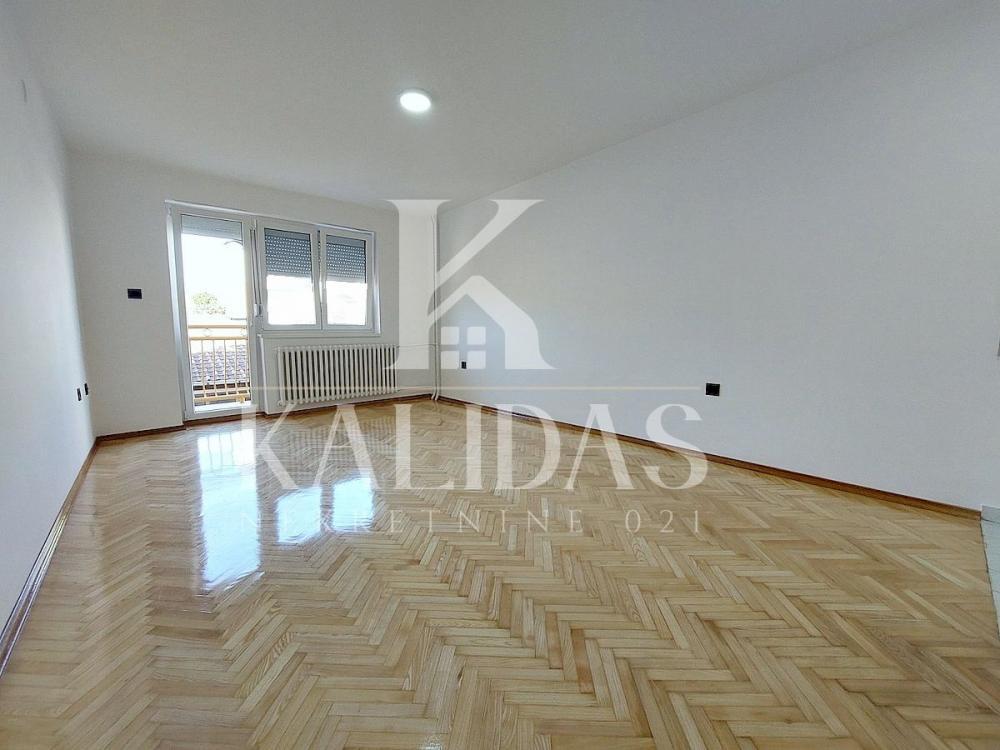 Glavna slika -Stan,NOVI SAD,CARA DUŠANA,kv: 31, € 108500, ID: 1009010