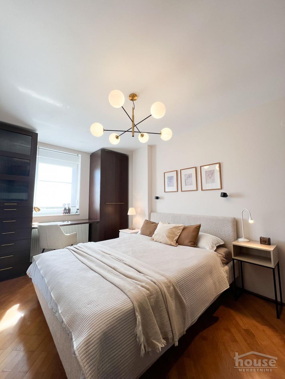 Slika 9 - Stan,NOVI SAD,CARA DUŠANA,kv: 102.00, € 309000, ID: 1065563