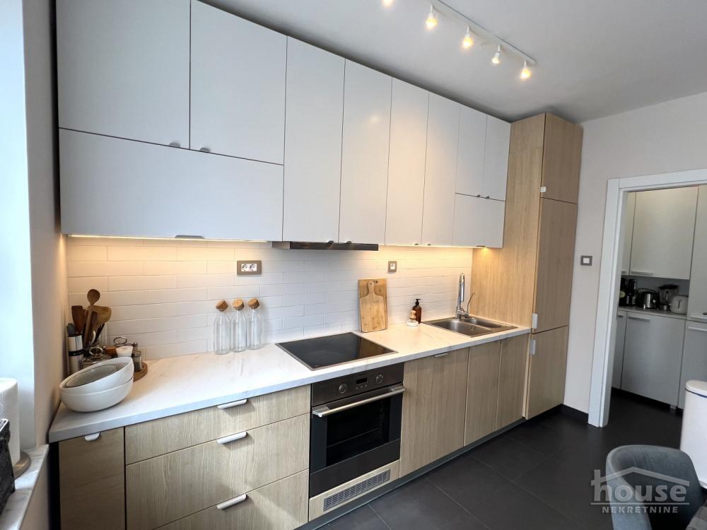 Slika 4 - Stan,NOVI SAD,CARA DUŠANA,kv: 102.00, € 309000, ID: 1065563