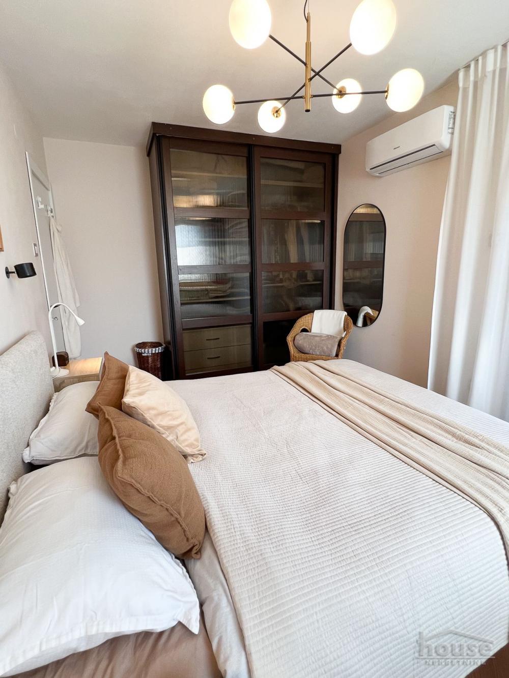 Slika 10 - Stan,NOVI SAD,CARA DUŠANA,kv: 102.00, € 309000, ID: 1065563