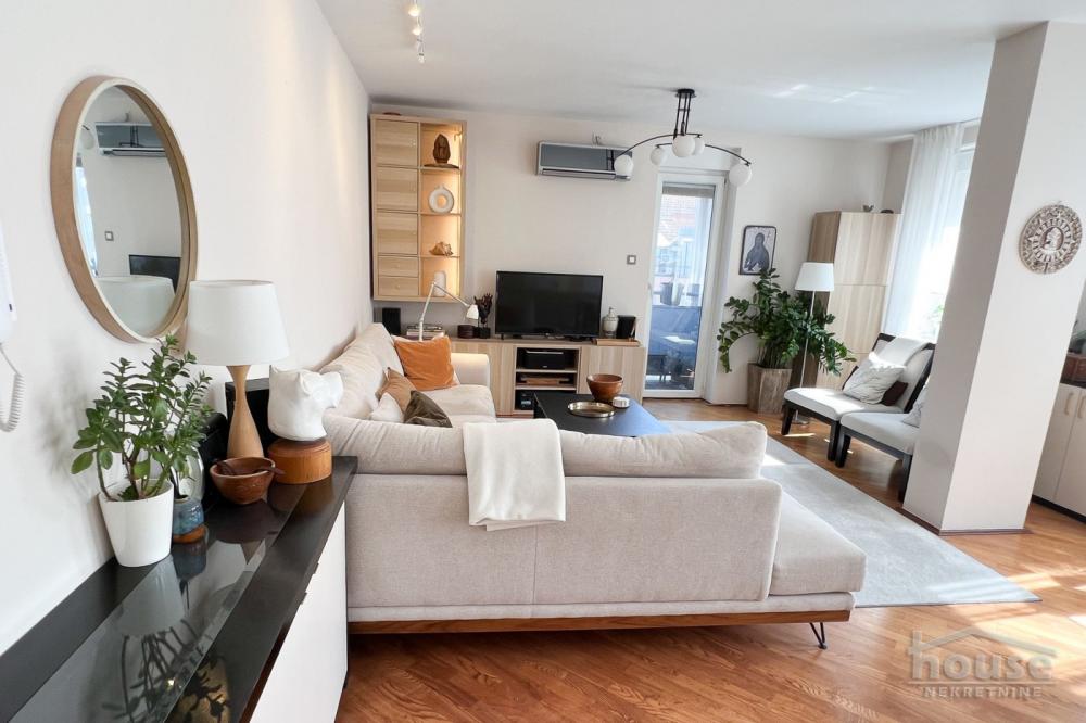 Slika 1 - Stan,NOVI SAD,CARA DUŠANA,kv: 102.00, € 309000, ID: 1065563