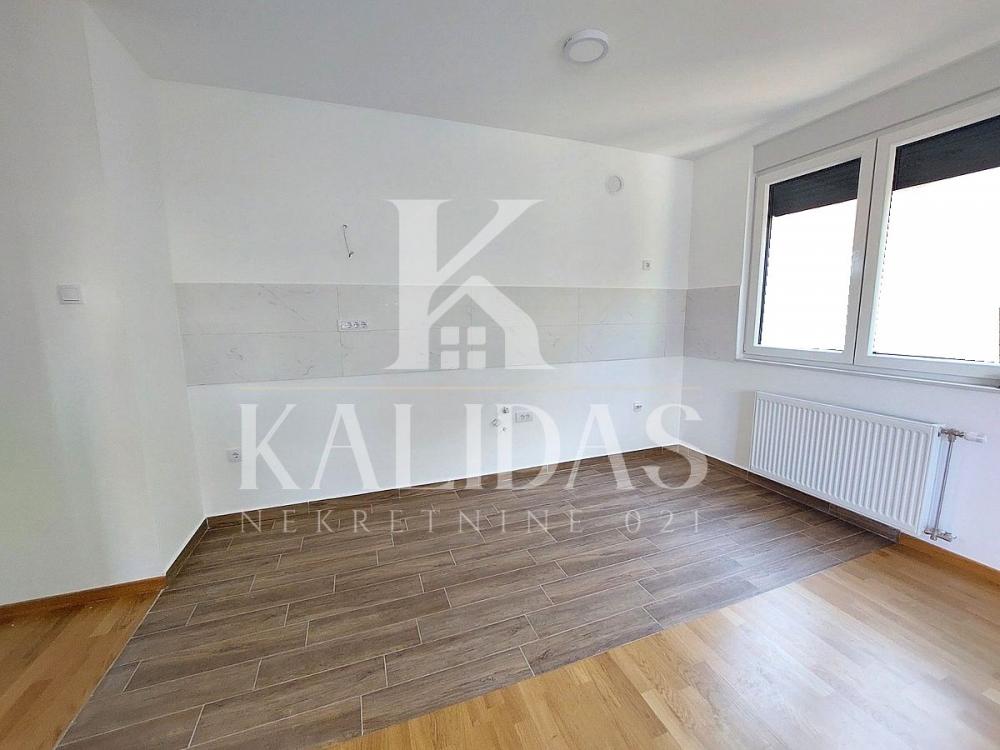 Slika 4 - Stan,NOVI SAD,TELEP,kv: 64, € 187800, ID: 1009009