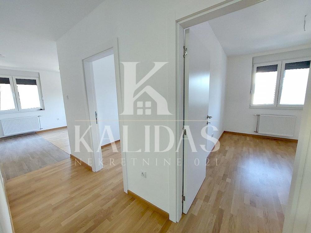 Slika 5 - Stan,NOVI SAD,TELEP,kv: 64, € 187800, ID: 1009009