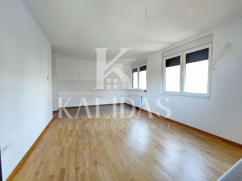 Slika 3 - Stan,NOVI SAD,TELEP,kv: 64, € 187800, ID: 1009009