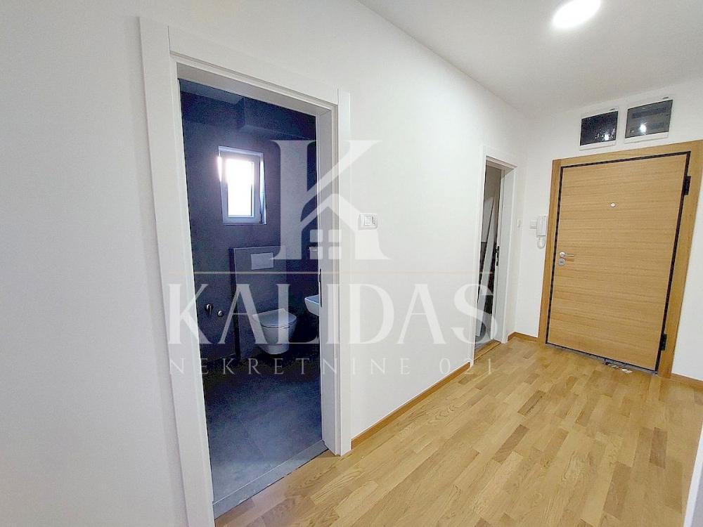 Slika 11 - Stan,NOVI SAD,TELEP,kv: 64, € 187800, ID: 1009009