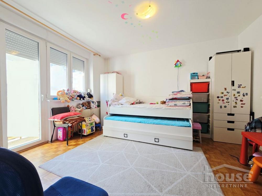 Slika 6 - Stan,NOVI SAD,CENTAR,kv: 75.00, € 210000, ID: 1066160