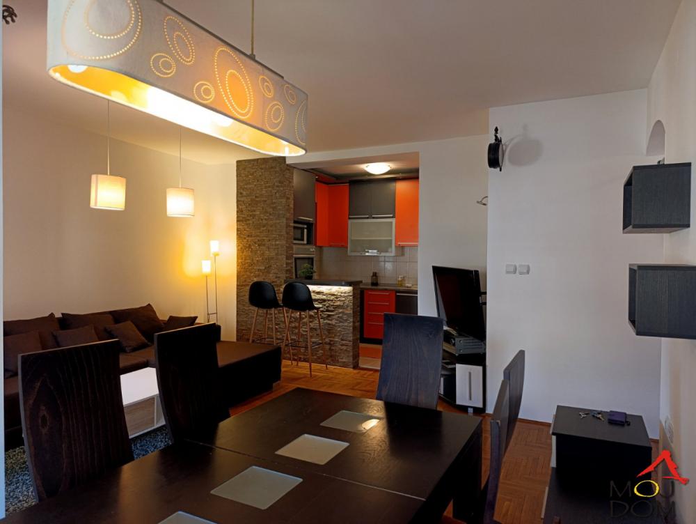 Slika 7 - Stan,NOVI SAD,CENTAR,kv: 71, € 257500, ID: 1031525