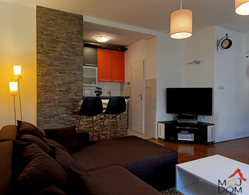 Slika 5 - Stan,NOVI SAD,CENTAR,kv: 71, € 257500, ID: 1031525