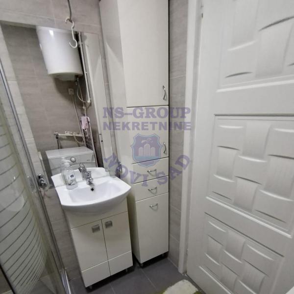 Slika 0 - Prodaja stana, 24m2, Detelinara Novi Sad, ima lift