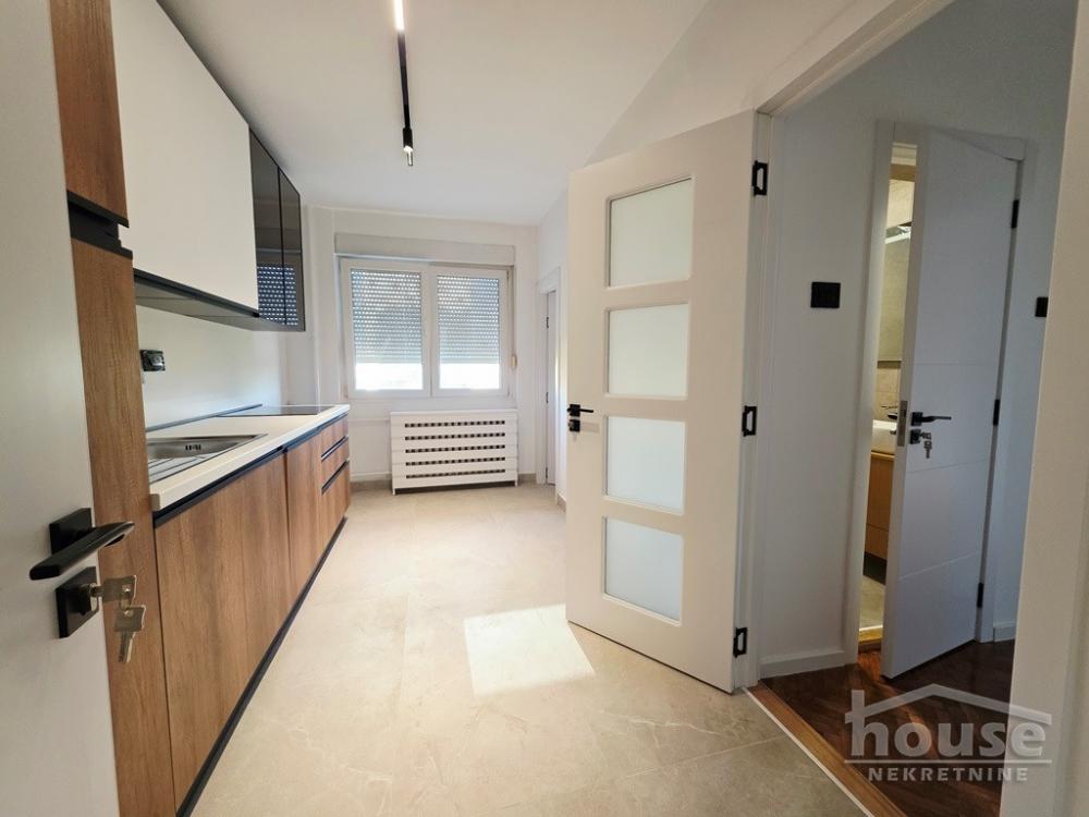 Slika 3 - Stan,NOVI SAD,BULEVAR,kv: 64.00, € 192000, ID: 1065924