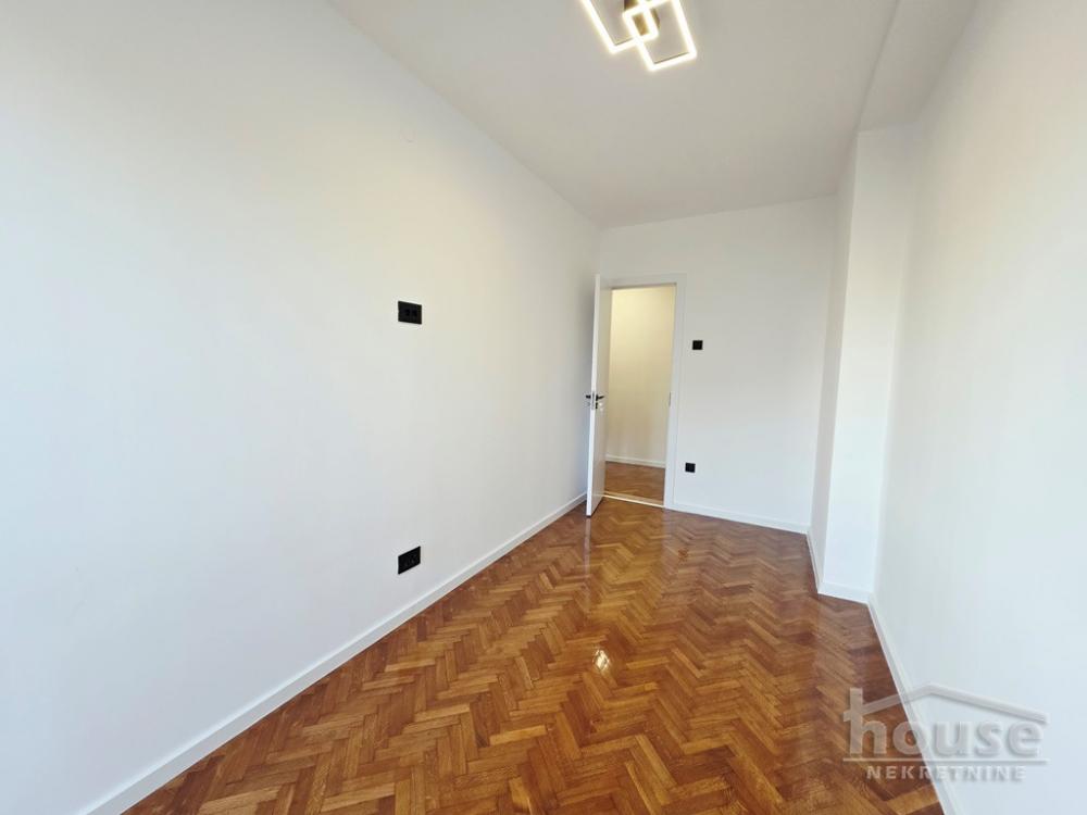 Slika 5 - Stan,NOVI SAD,BULEVAR,kv: 64.00, € 192000, ID: 1065924