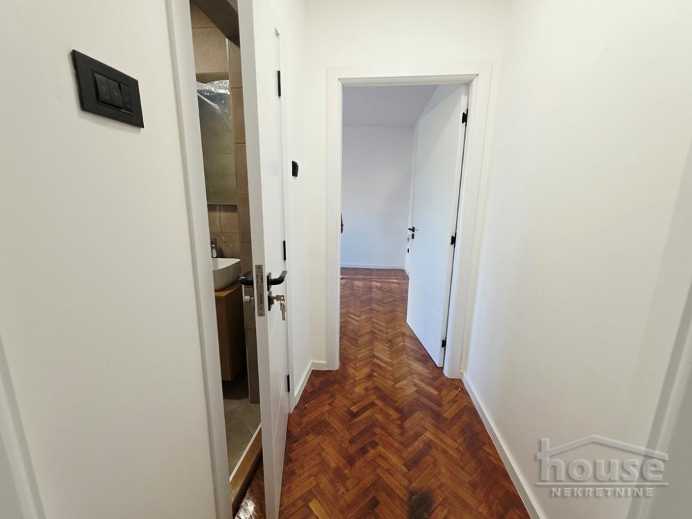 Slika 10 - Stan,NOVI SAD,BULEVAR,kv: 64.00, € 192000, ID: 1065924