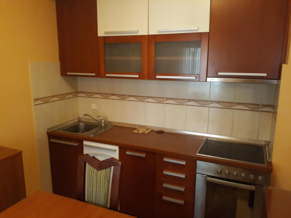Slika 4 - Dvosoban 56m N.Sad Grbavica Miše Dimitrijevića sa namestajem PRODAJA