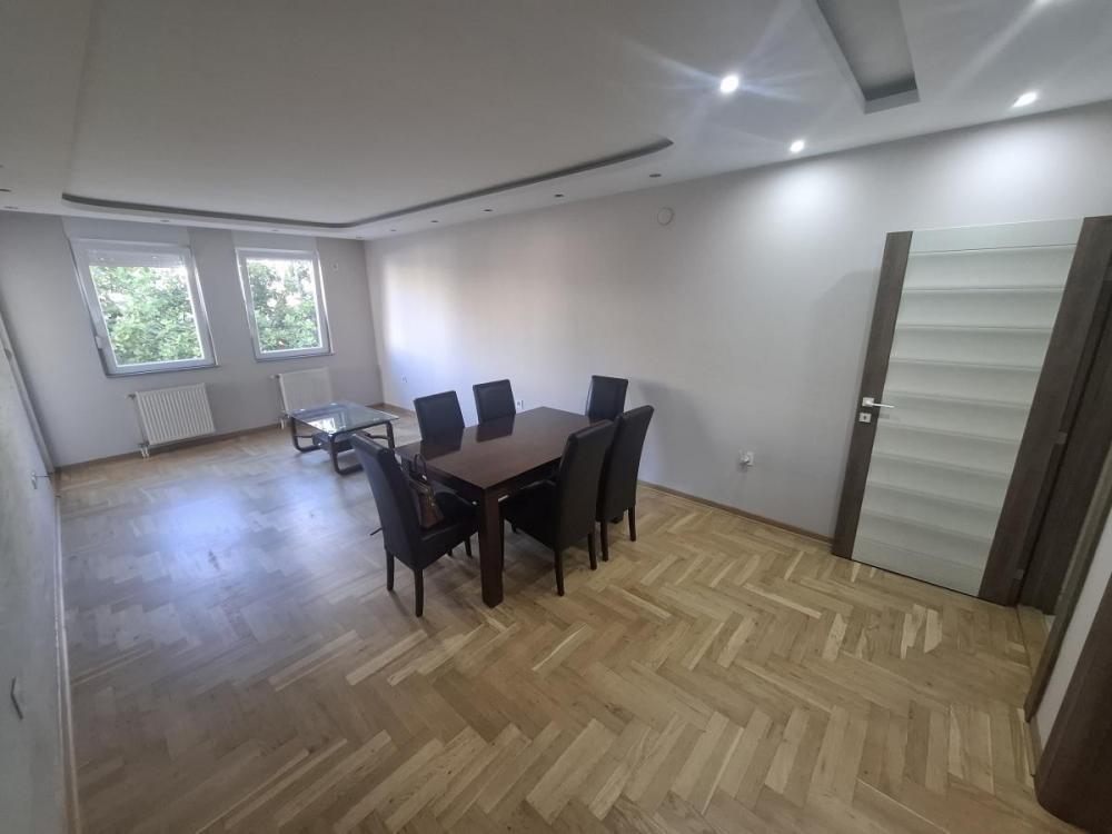 Slika 1 - Trosoban stan 68m Nova Detelinara