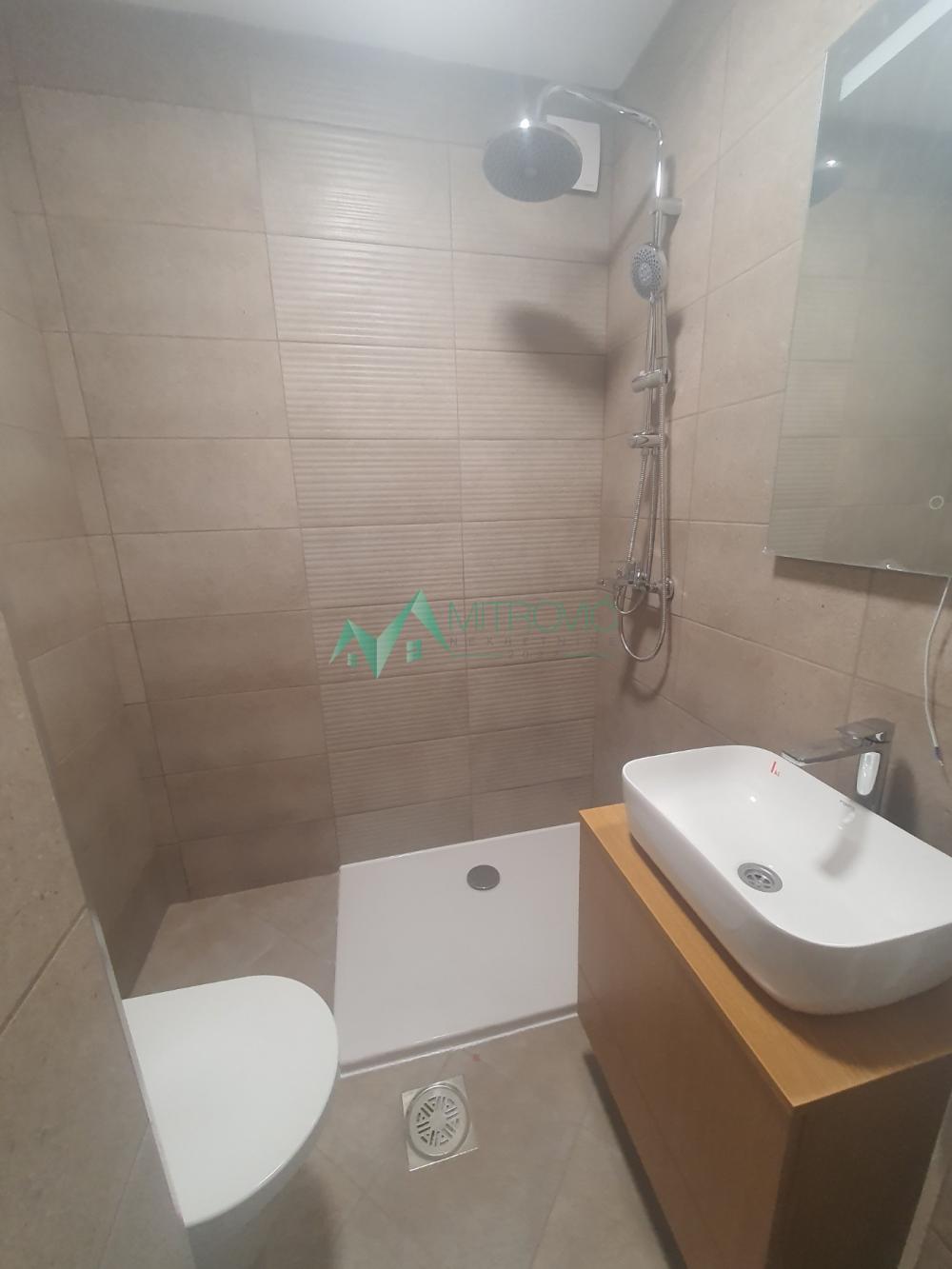 Slika 8 - Prodaje se renoviran 2,5-soban stan na Grbavici, na Bulevaru oslobođenja, površine 64 m² ( šifra 1004710) 
