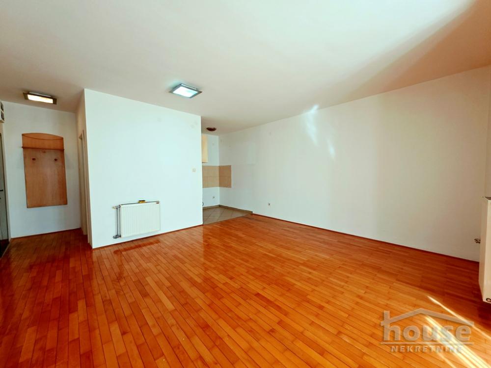 Slika 1 - Stan,NOVI SAD,PODBARA,kv: 34.00, € 96000, ID: 1066287