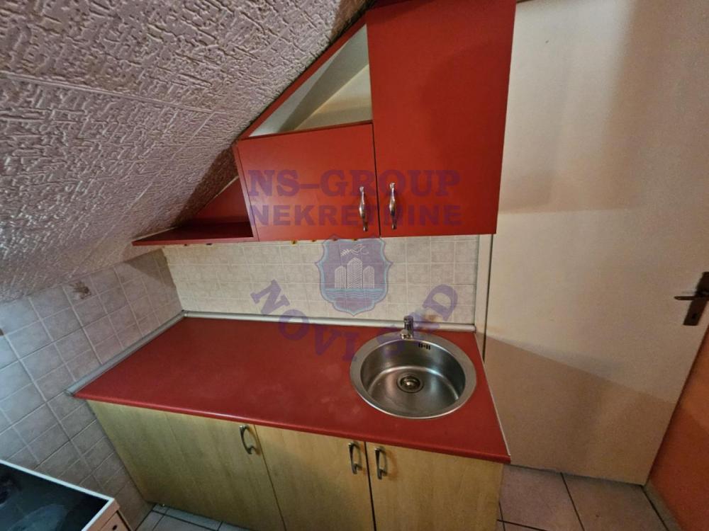Slika 3 - Kvalitetna garsonjera na Novom Naselju.