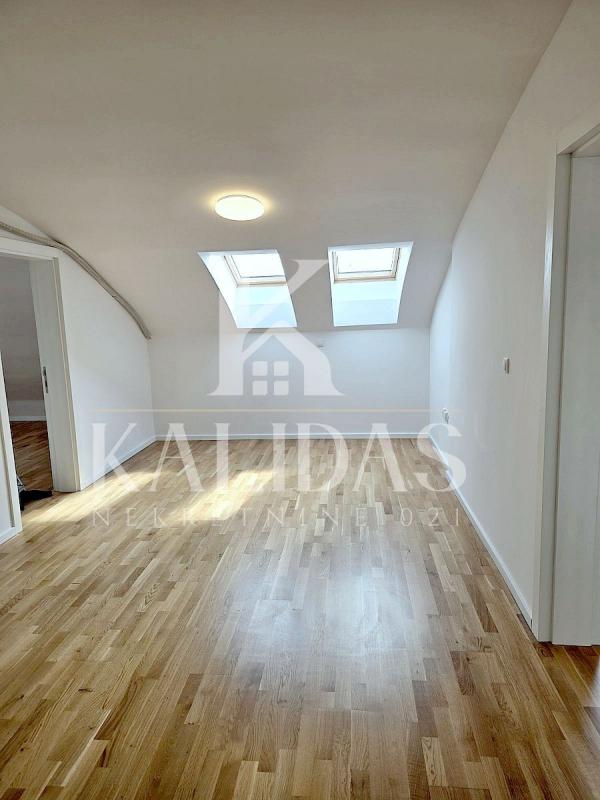 Slika 1 - Stan,PETROVARADIN,PETROVARADIN,kv: 68, € 149350, ID: 1009014