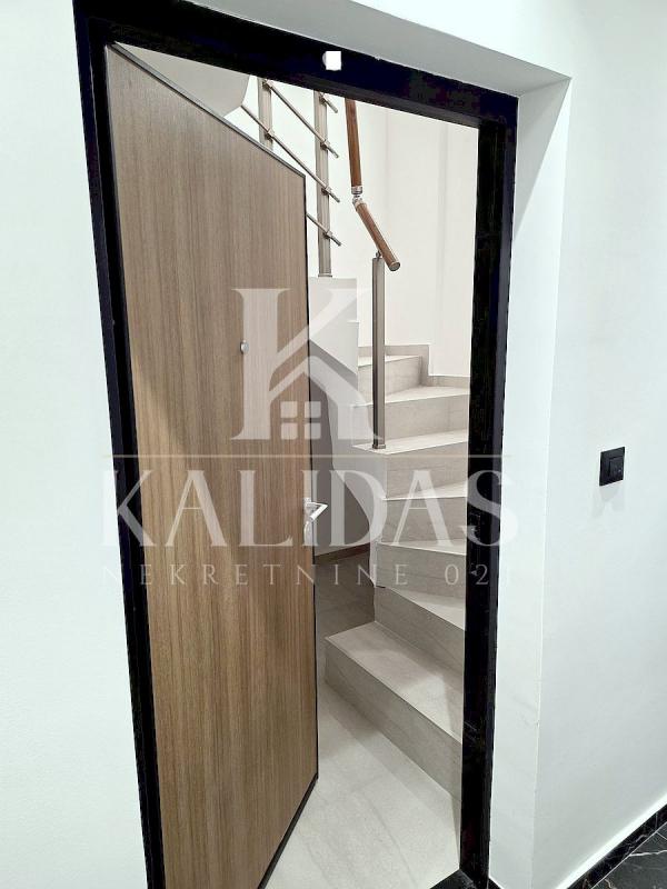 Slika 10 - Stan,PETROVARADIN,PETROVARADIN,kv: 68, € 149350, ID: 1009014