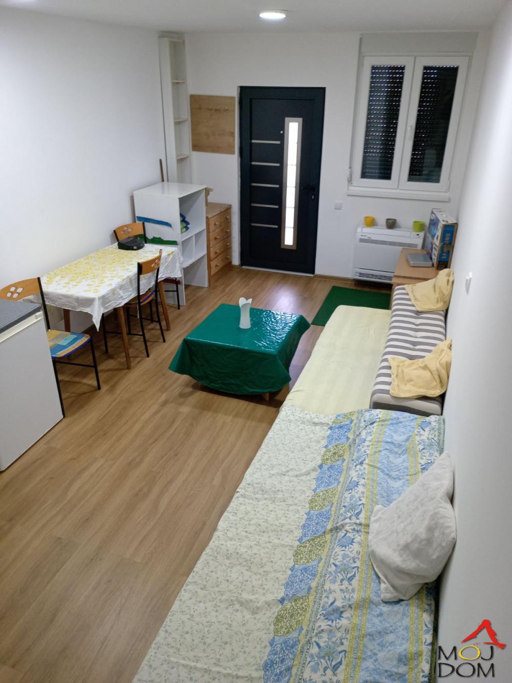 Slika 1 - Stan,PETROVARADIN,MIŠELUK,kv: 31, € 113300, ID: 1032843