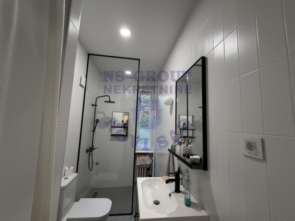Slika 5 - Trosoban, 76m2, Novi Sad centar Novi Sad
