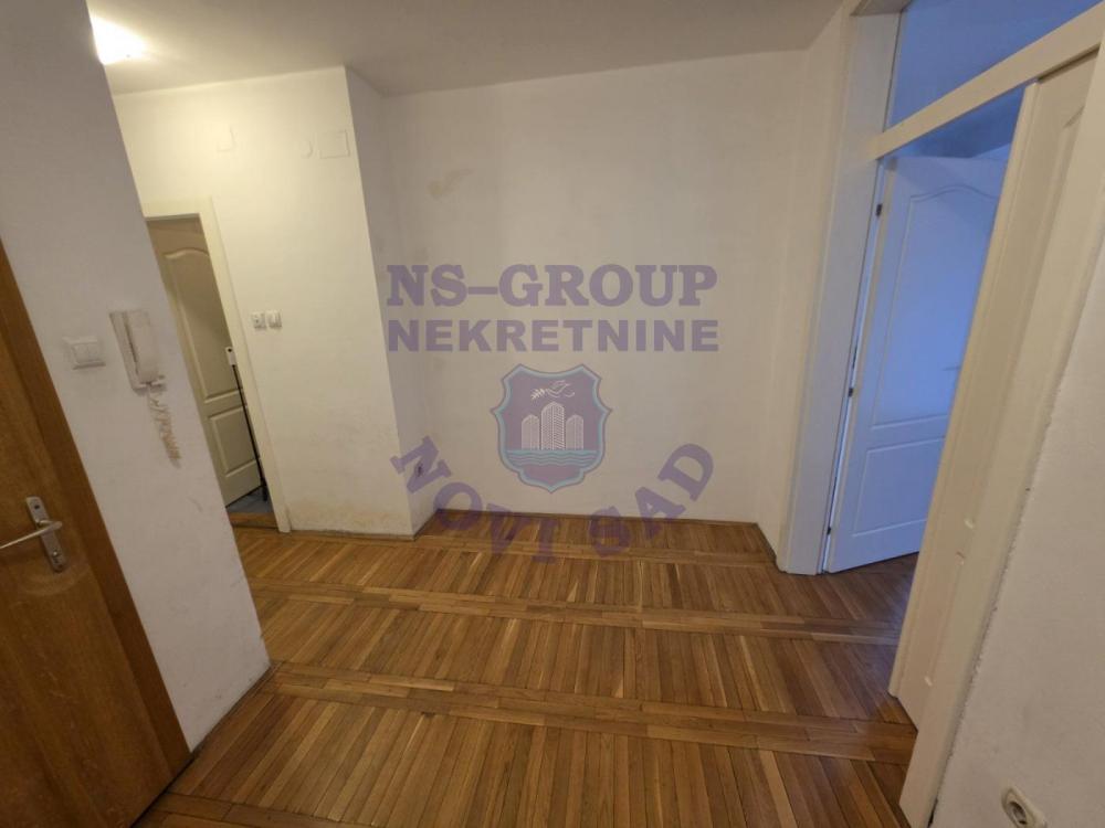 Slika 7 - 578391- Trosoban stan na Grbavici