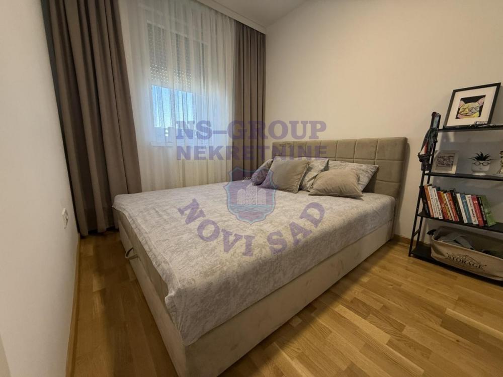 Slika 8 - Dvosoban, 41m2, Petrovaradin Novi Sad, sa terasom, ima lift