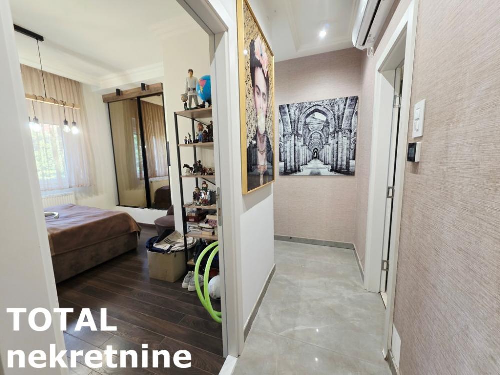 Slika 10 - Stan,NOVI SAD,CENTAR,kv: 70.00, € 260000, ID: 1103125