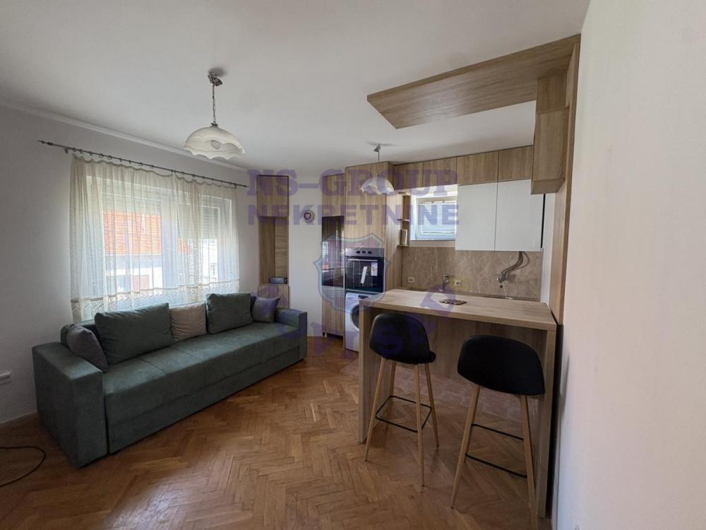 Slika 1 - Jednosoban, 24m2, Telep Novi Sad, sa terasom