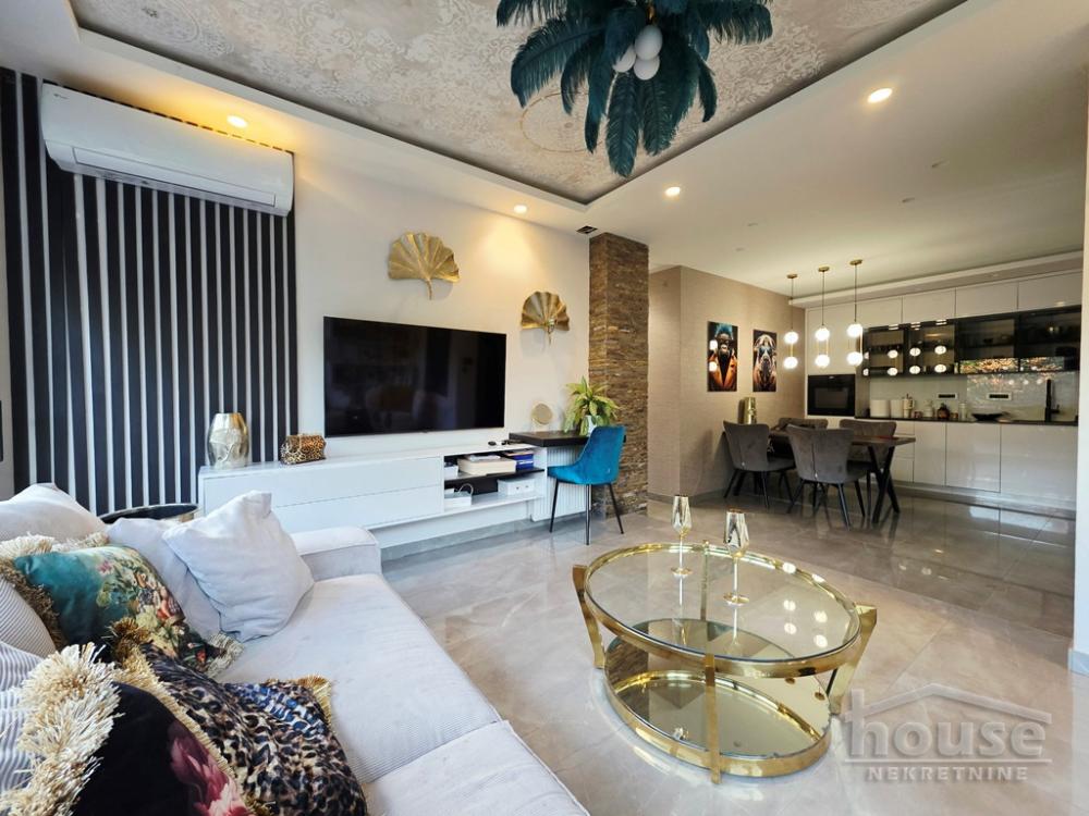 Slika 3 - Stan,NOVI SAD,CENTAR,kv: 70.00, € 260000, ID: 1066279