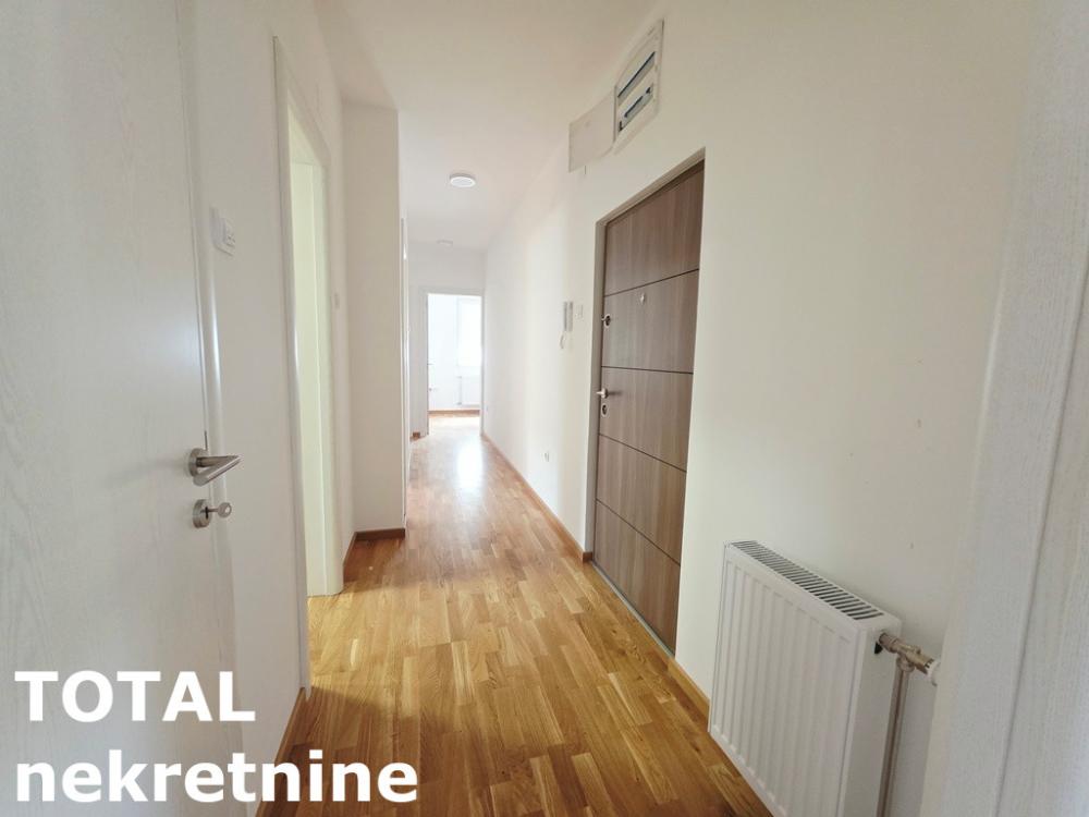 Slika 5 - Stan,NOVI SAD,ADICE,kv: 90.00, € 163000, ID: 1101265