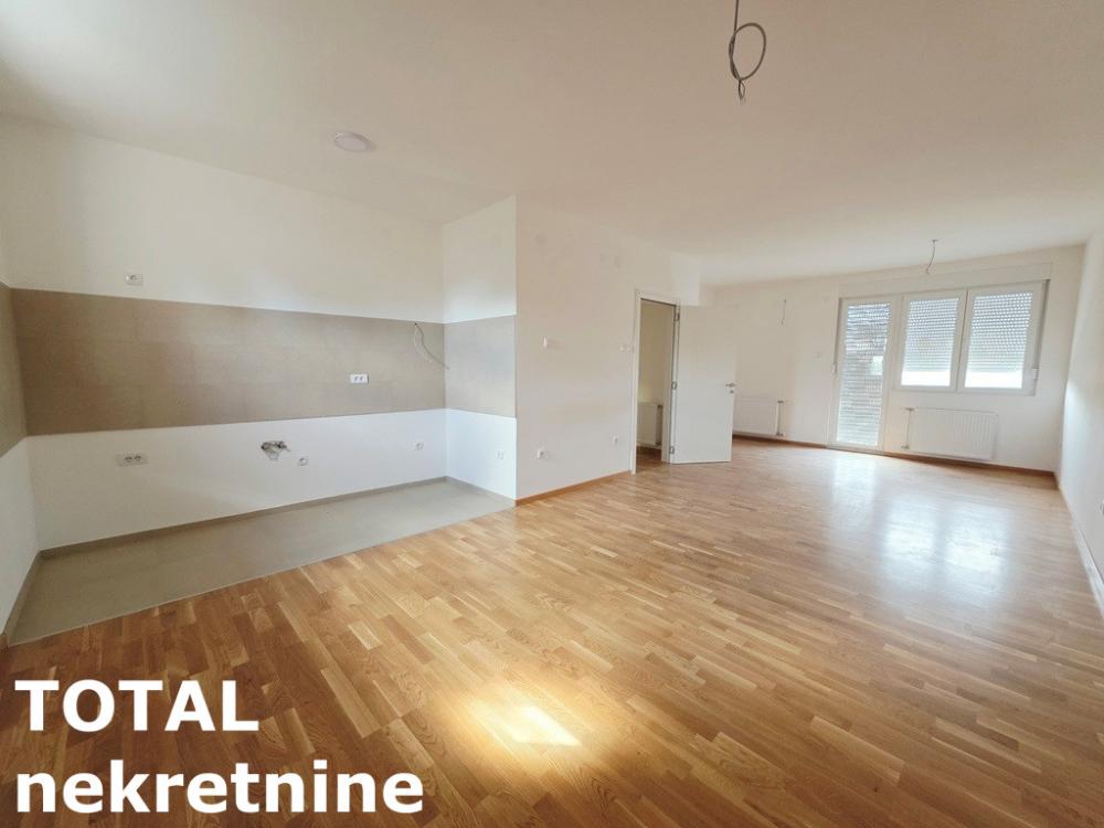 Slika 2 - Stan,NOVI SAD,ADICE,kv: 90.00, € 163000, ID: 1101265