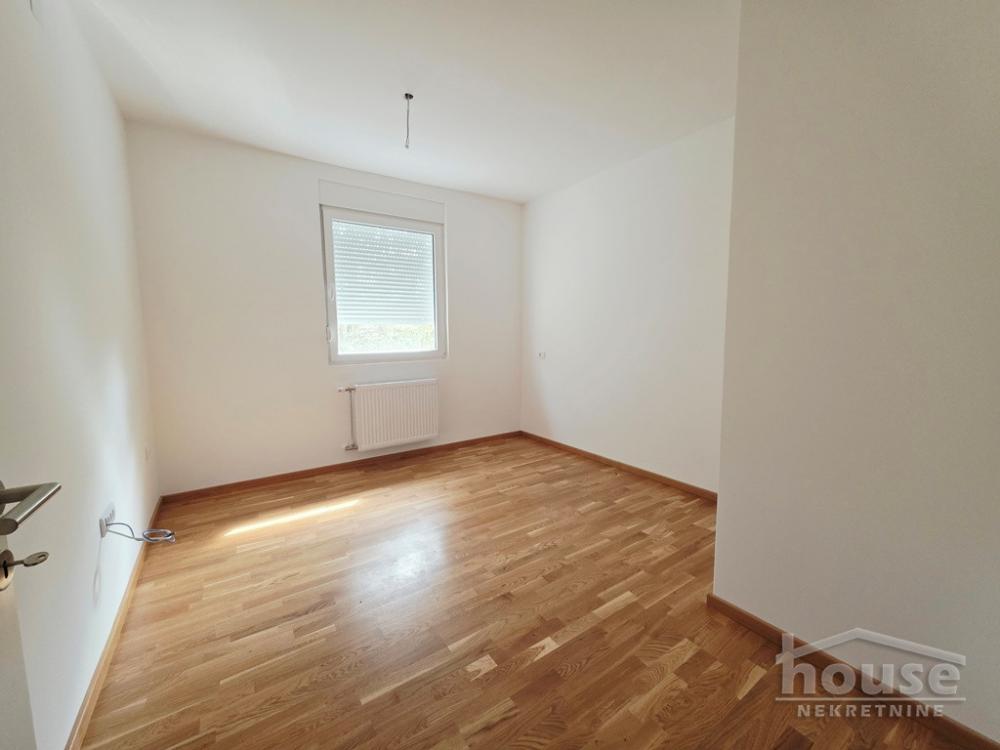 Slika 6 - Stan,NOVI SAD,ADICE,kv: 90.00, € 163000, ID: 1064417