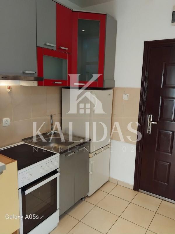 Slika 8 - Stan,NOVI SAD,NOVA DETELINARA,kv: 27, € 87550, ID: 1008977