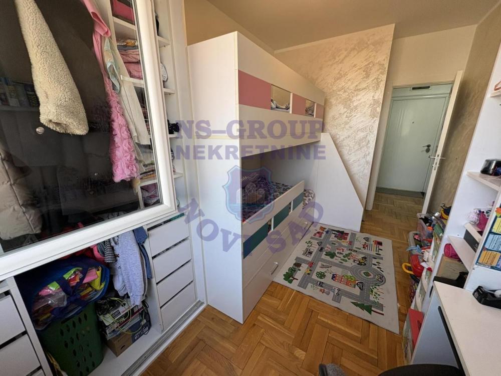 Slika 4 - Odličan jednoiposoban stan na Bulevaru Patrijarha Pavla!