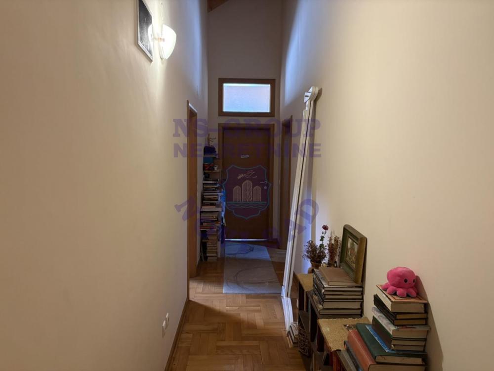 Slika 2 - Stan od 100m2 u blizini centra grada ! 
