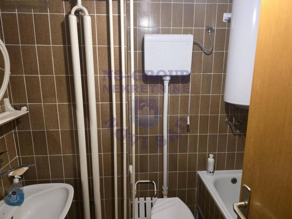 Slika 4 - Odlican dvosoban stan na Podbari!