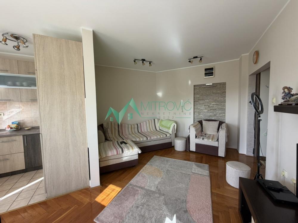 Slika 3 - Bulevar Evrope – dvoiposoban stan 55 m² sa prelepim pogledom 