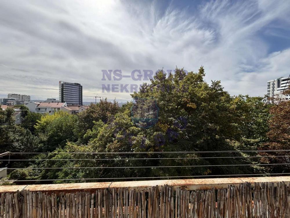 Slika 9 - Trosoban, 75m2, Novi Sad centar Novi Sad