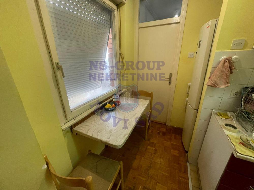 Slika 1 - Jednosoban, 30m2, Liman 4 Novi Sad, ima lift