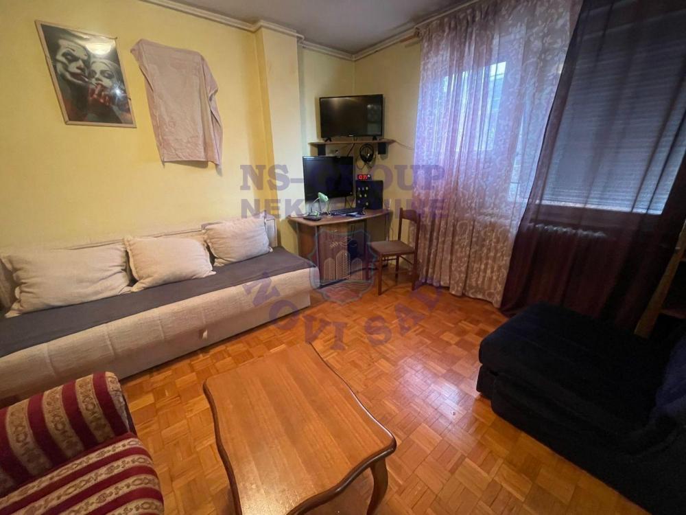 Slika 5 - Jednosoban, 30m2, Liman 4 Novi Sad, ima lift