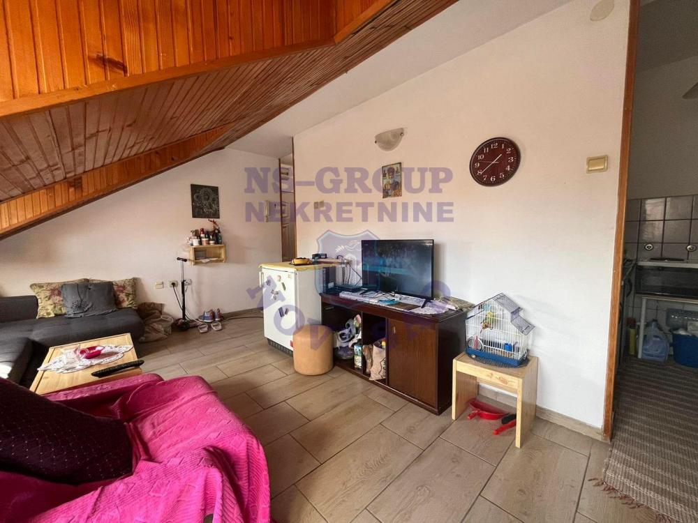 Slika 2 - Jednoiposoban, 31m2, Novo naselje Novi Sad, ima lift
