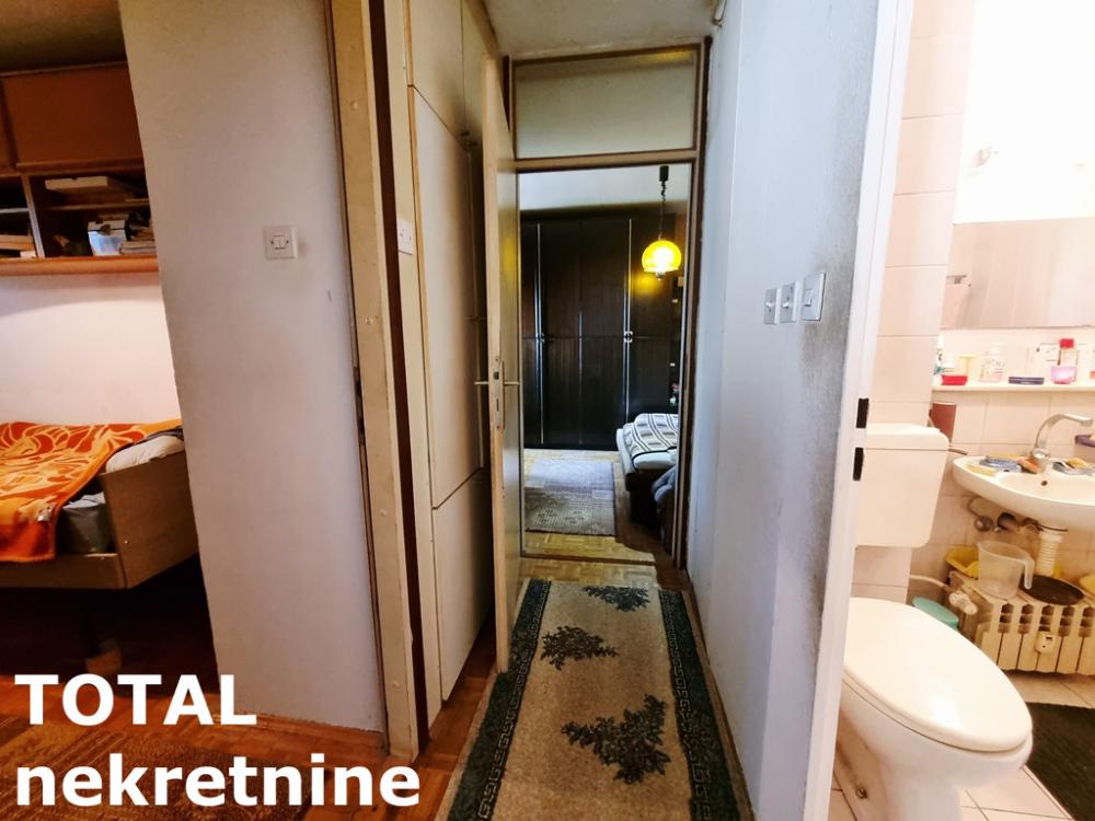Slika 10 - Stan,PETROVARADIN,BLOK 8,kv: 77.00, € 140000, ID: 1099621