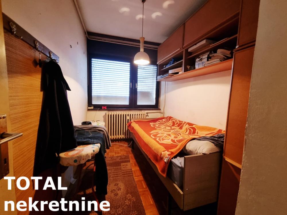 Slika 5 - Stan,PETROVARADIN,BLOK 8,kv: 77.00, € 140000, ID: 1099621