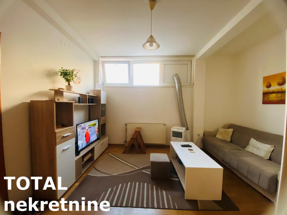Slika 11 - Stan,NOVI SAD,GRBAVICA,kv: 36.00, € 93600, ID: 1103146