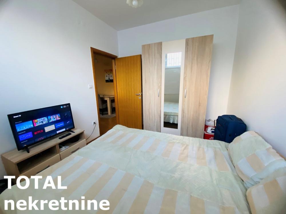 Slika 6 - Stan,NOVI SAD,GRBAVICA,kv: 36.00, € 93600, ID: 1103146