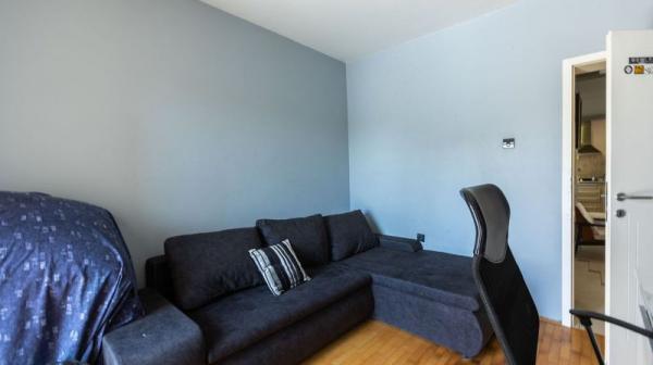 Slika 7 - Oaza porodičnog života: Stan na mirnoj lokaciji!  535311