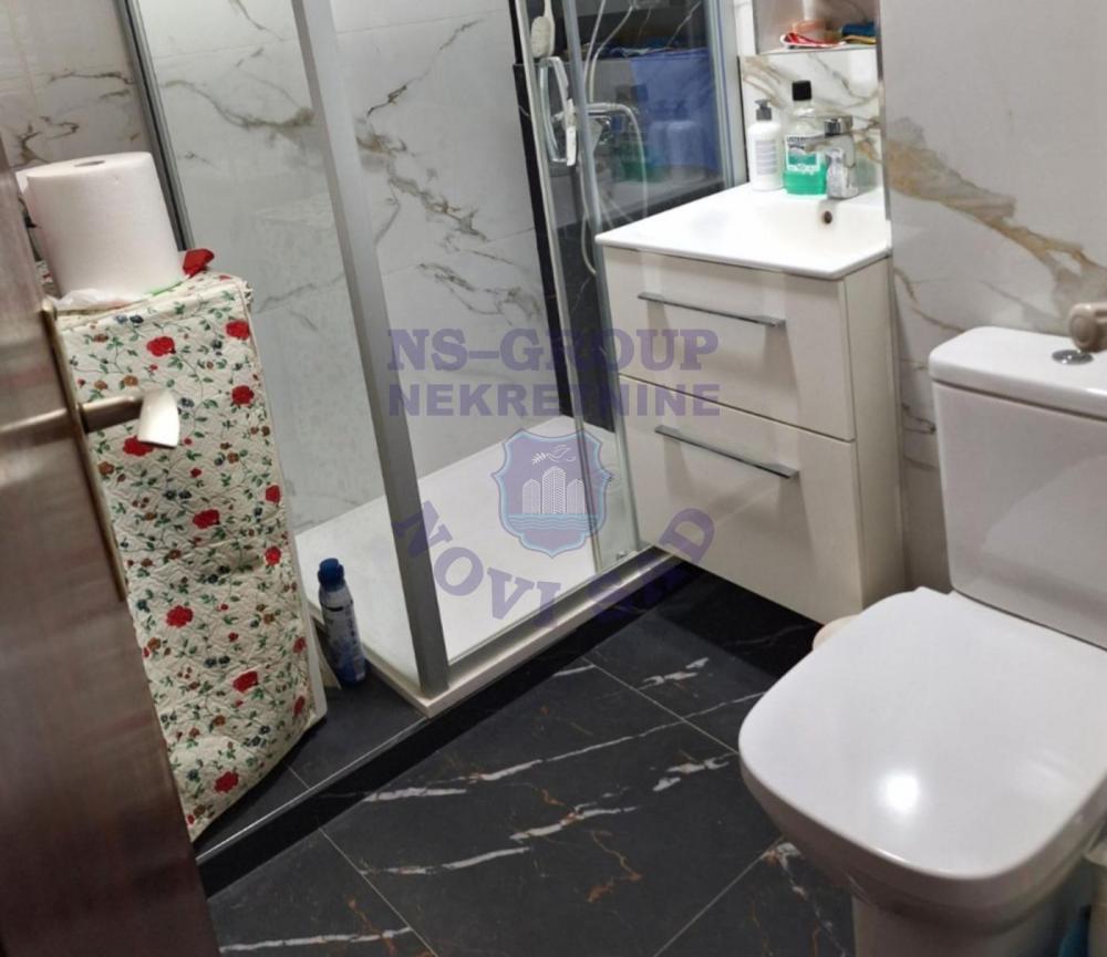 Slika 3 - Dvosoban, 64m2, Nova Detelinara Novi Sad, sa terasom, ima lift